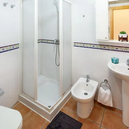 Coqueto Apartamento A En Carihuela Junto Al Mar